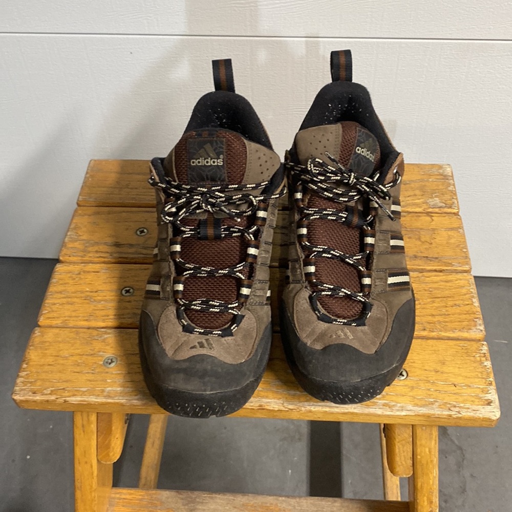 Men’s Adidas hiking shoes. Size 11. Cleaning out closet